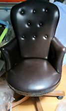 Poltrona da scrivania girevole in legno e pelle marca Busatto 