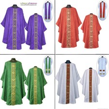 Set di 4 casule e stole