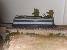 Lima Locomotiva elettrica FS E 444 001  ep  IV per sistemare funzionate con luci