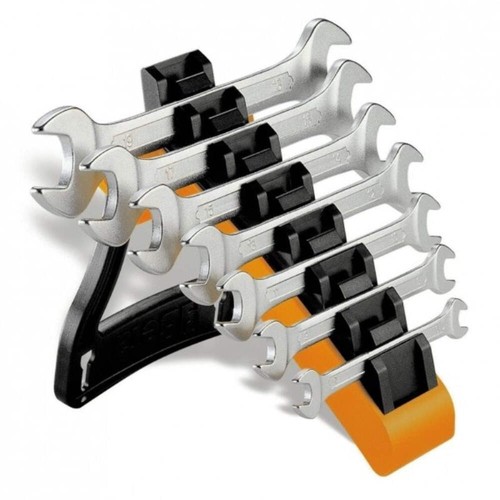 Set fixed wrenches with - of,