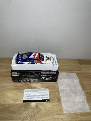 Matt kenseth valvoline - matt,