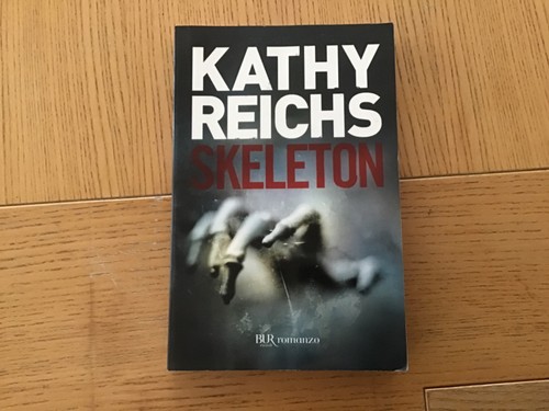 Skeleton kathy reichs - skeleton,