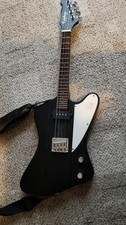 Mandolino elettrico nero