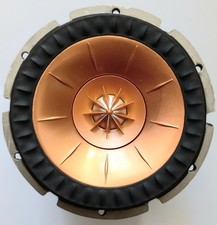 One KEF LS50 Uni-Q MF/LF e