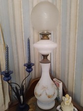 Lume antico Con Fiori