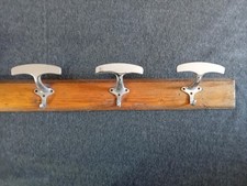 Appendiabiti da Spogliatoio Industriale in Legno e Metallo Cromato, Anni '60-'70