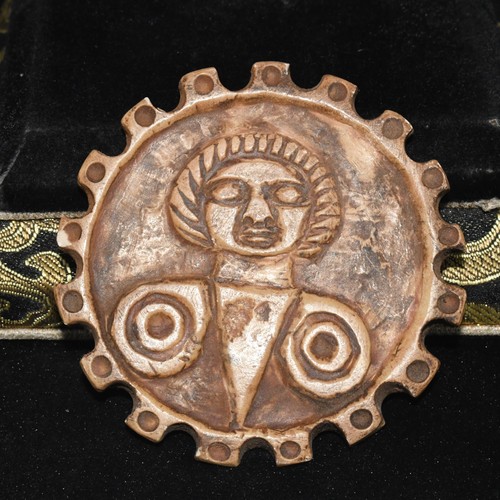 Antico amuleto tavoletta