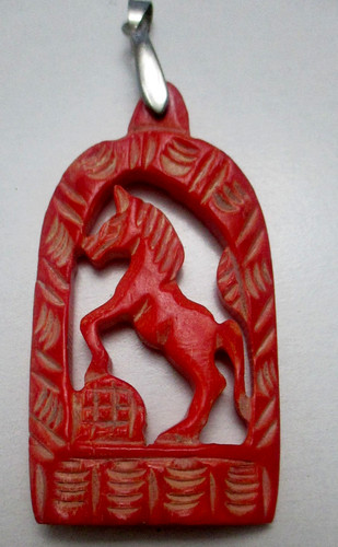 Corallo cavallo ciondolo - cavallo, ☆