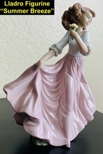 LLADRO PORCELAIN FIGURINE