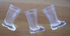 N° 3 BICCHIERI IN VETRO A STIVALE - per birra e altre bevande o da collezione -