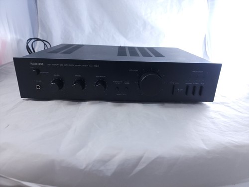 Amplificatore stereo integrato