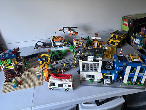 Lego city set - city, precostruiti!