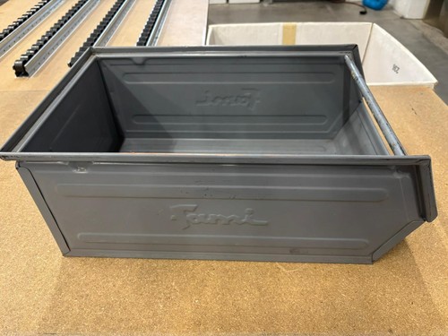 Contenitore metallo bocca - a,