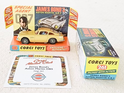 Corgi toys 261 james - corgi,