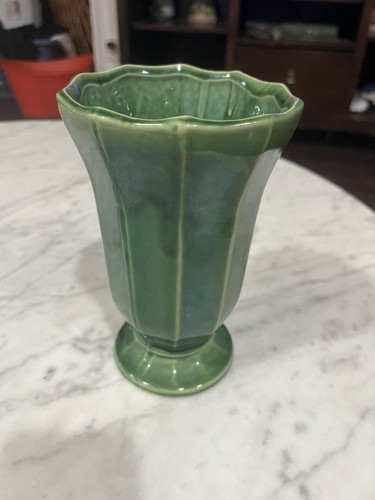 Vaso mccoy con - con, piedistallo