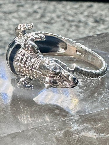 Lizard ring onyx reptile gecko