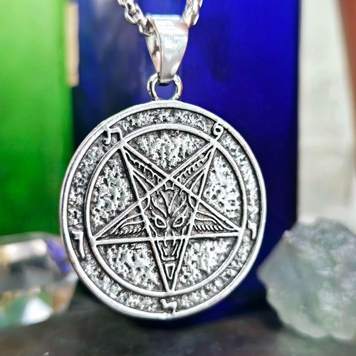 Collana pentagramma pendente