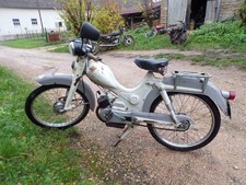 Mobylette italienne victoria