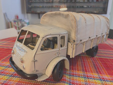 CIJ  CAMION  RENAULT  FAINEANT