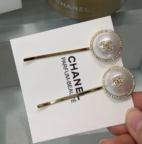 Chanel beauty set - chanel,