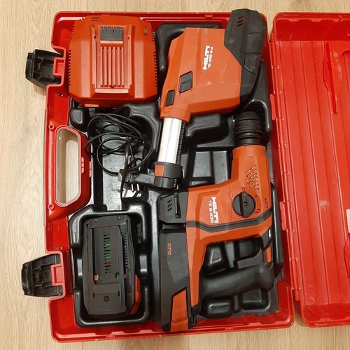 Trapano avvitatore - , a