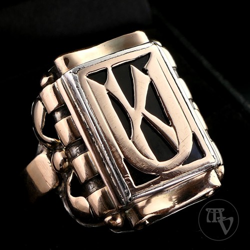 Antico anello monogramma