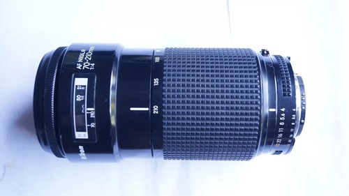 Nikon 210mm tappi - 70-210mm, +