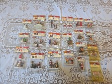 Lotto Figurine e Accessori