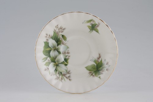 Royal albert trillium - -,