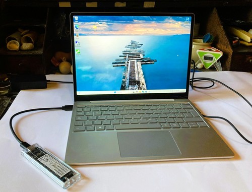 Laptop touchscren surface - laptop,