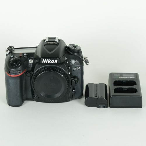 Nikon d7100 attacco f - d7100,