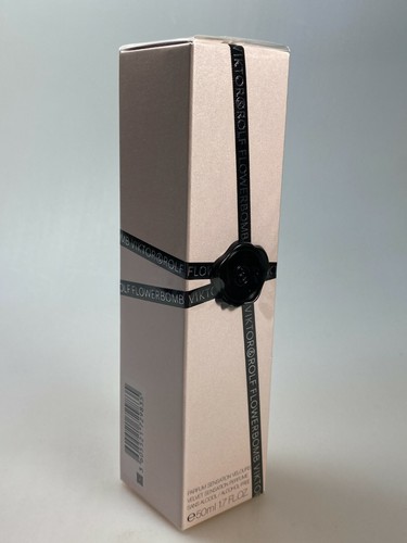 Viktor rolf flowerbomb - &,