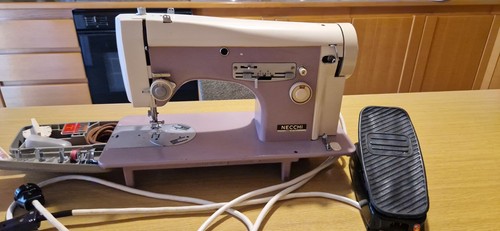 Macchina per cucire vintage - cucire,