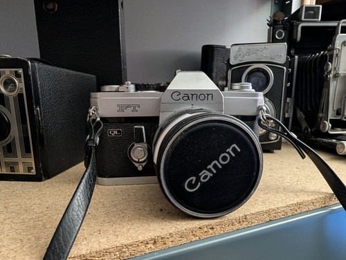 Fotocamera reflex vintage - reflex,