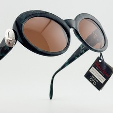 Occhiali da sole vintage di