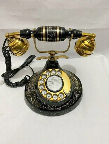 Antico telefono quadrante