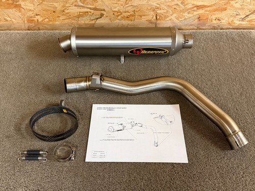 Akrapovic scarico ovale