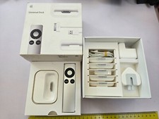 APPLE DOCK UNIVERSALE ORIGINALE IPOD DOCKING STATION A1371 ADATTATORE TELECOMANDO MC746B/A