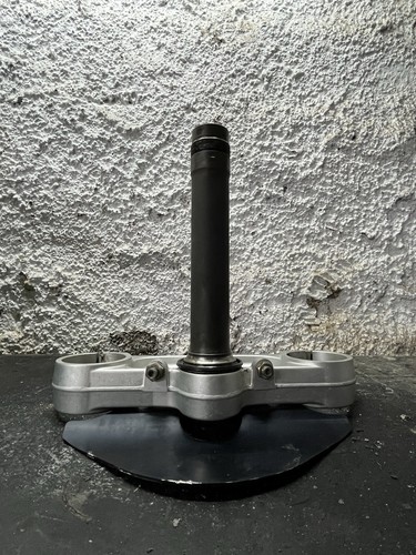 Piastra sterzo inferiore - di,