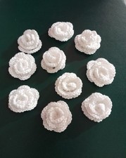 Lotto 10 fiori rose bianche uncinetto, decorazioni, bomboniera, segnaposto