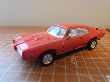 1/43 ROAD CHAMPS '69 PONTIAC