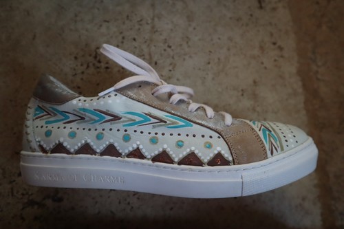 Nuove sneakers alla moda - , karma