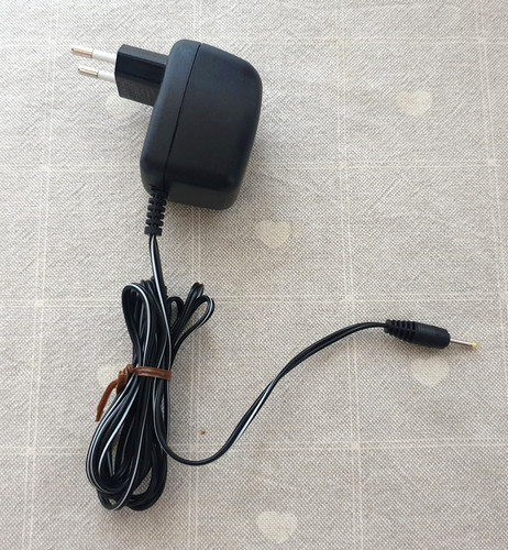 Caricabatteria alimentatore