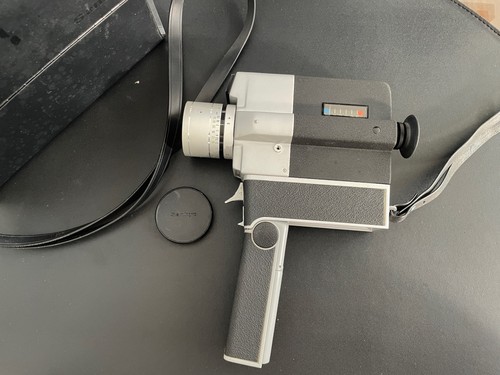 Sankyo super 300 - 300, cinepresa
