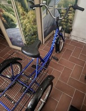 Bicicletta tre ruote con - ruote,