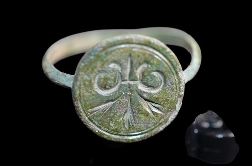 Anello medievale bronzo con - medievale,