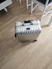 Valigia Tumi in alluminio