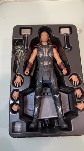 Hot toys mms 306 avengers - 306,