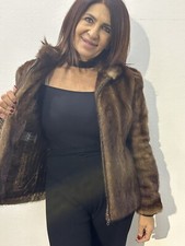 Giacca Di Pelliccia Di Visone Moderna