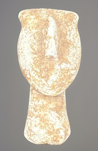 Statua pietra calce - di,